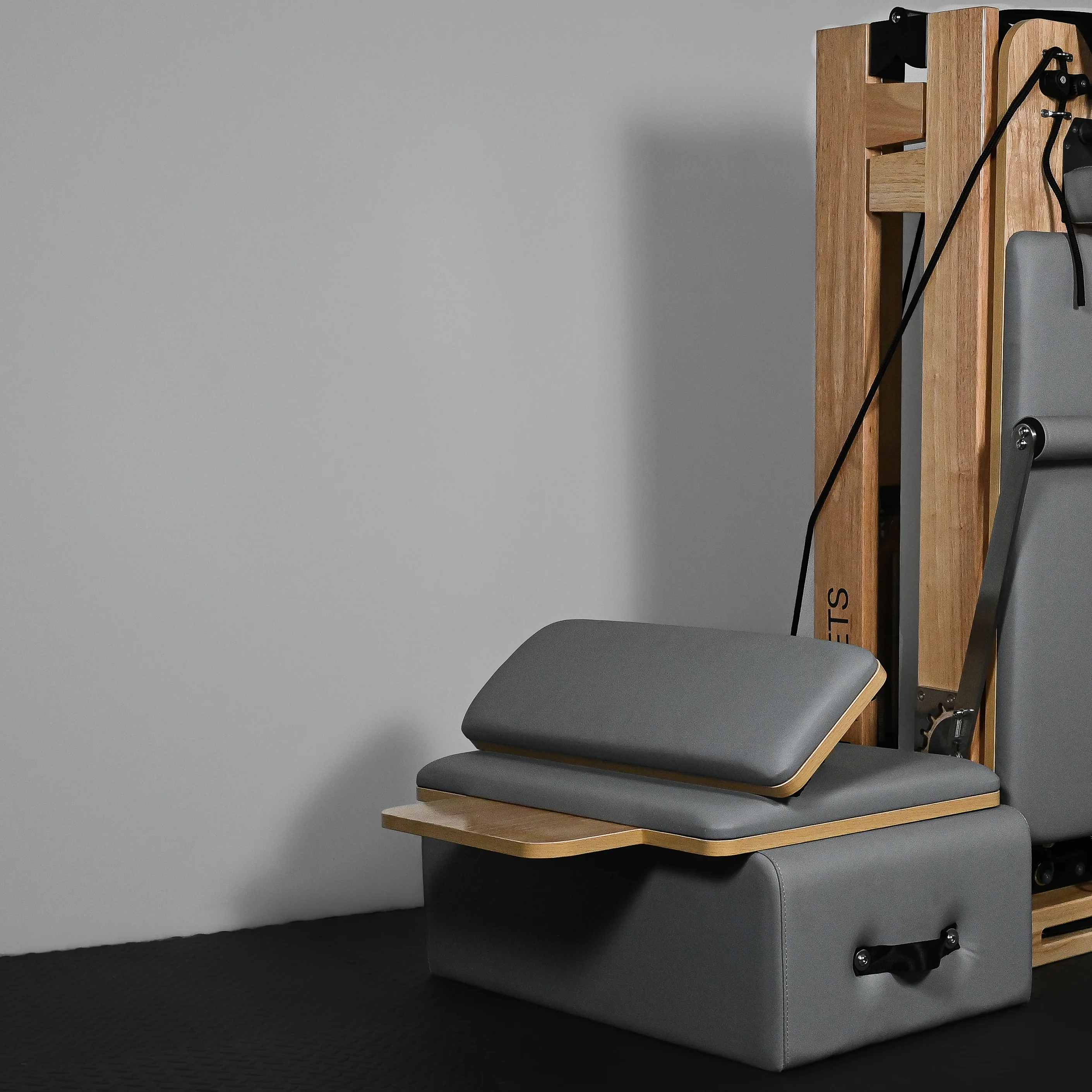 GymSets Oak Reformer Pilates Studio Machine - Image 17